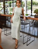 Vestido Rendado com Amarração Frontal